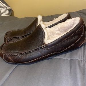 Ugg Ascot slippers. Men size 10